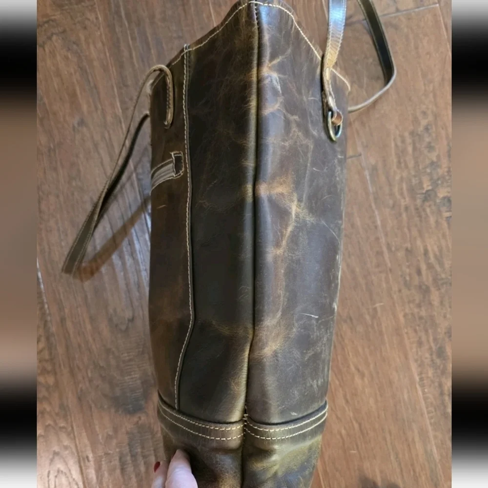 Myra TRAX Tote Bag 100% Leather Brown Purse Laptop School Sturdy Distressed - Picture 2 of 4